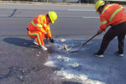 常平镇公路下沉注浆加固